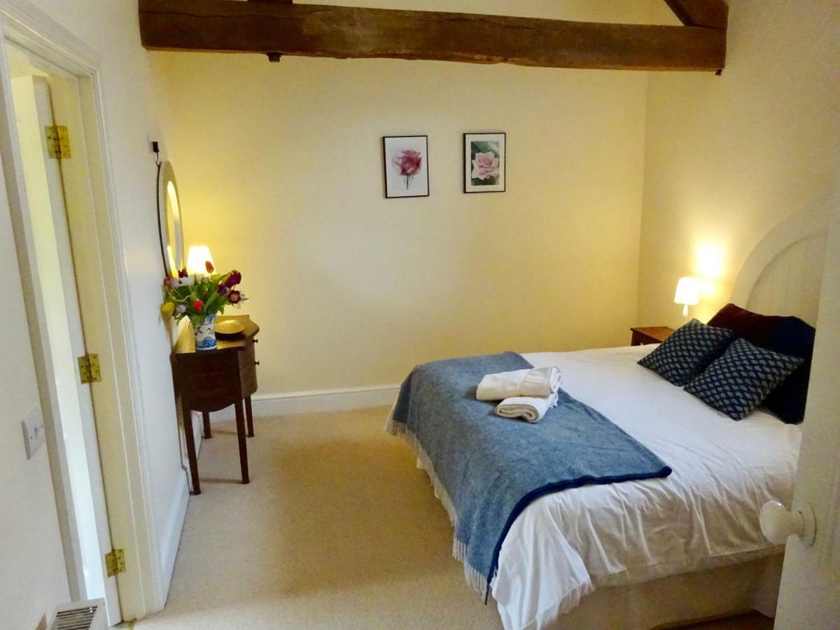 Glanhenwye Courtyard Cottages Glasbury Zewnętrze zdjęcie